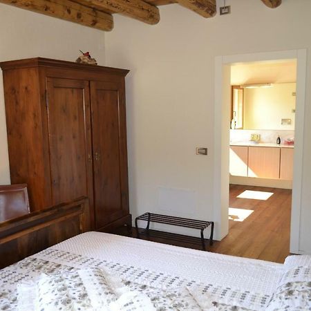 ロニーゴ Casale La Rocchetta Bed & Breakfast エクステリア 写真