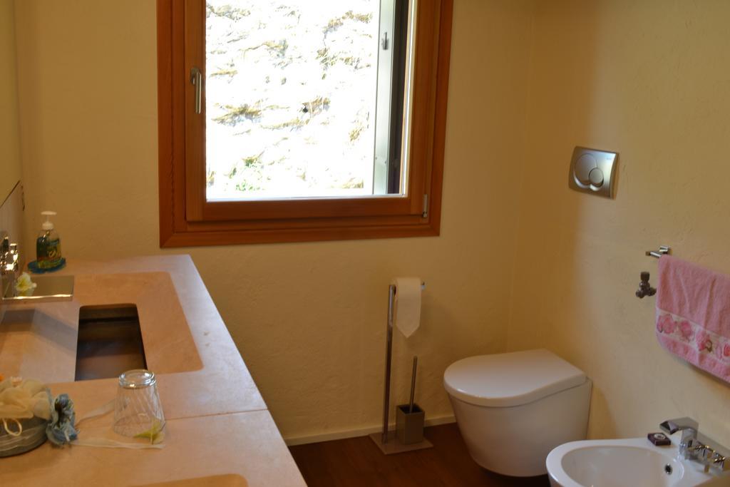 ロニーゴ Casale La Rocchetta Bed & Breakfast エクステリア 写真